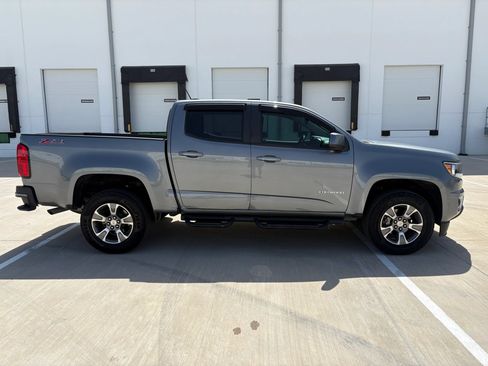 Used 2018 Chevrolet Colorado Z71 RWD image 3