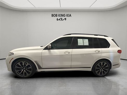 Used 2021 BMW X7 M50i w/ Executive Package AWD/4WD image 2