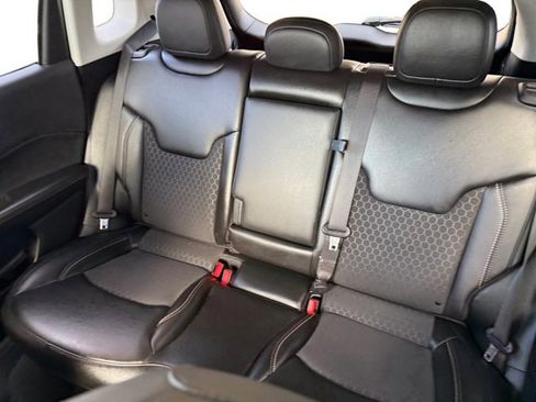 Used 2020 Jeep Compass Latitude w/ Popular Equipment Group image 11