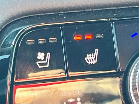 Used 2025 Honda Pilot Black Edition image 21