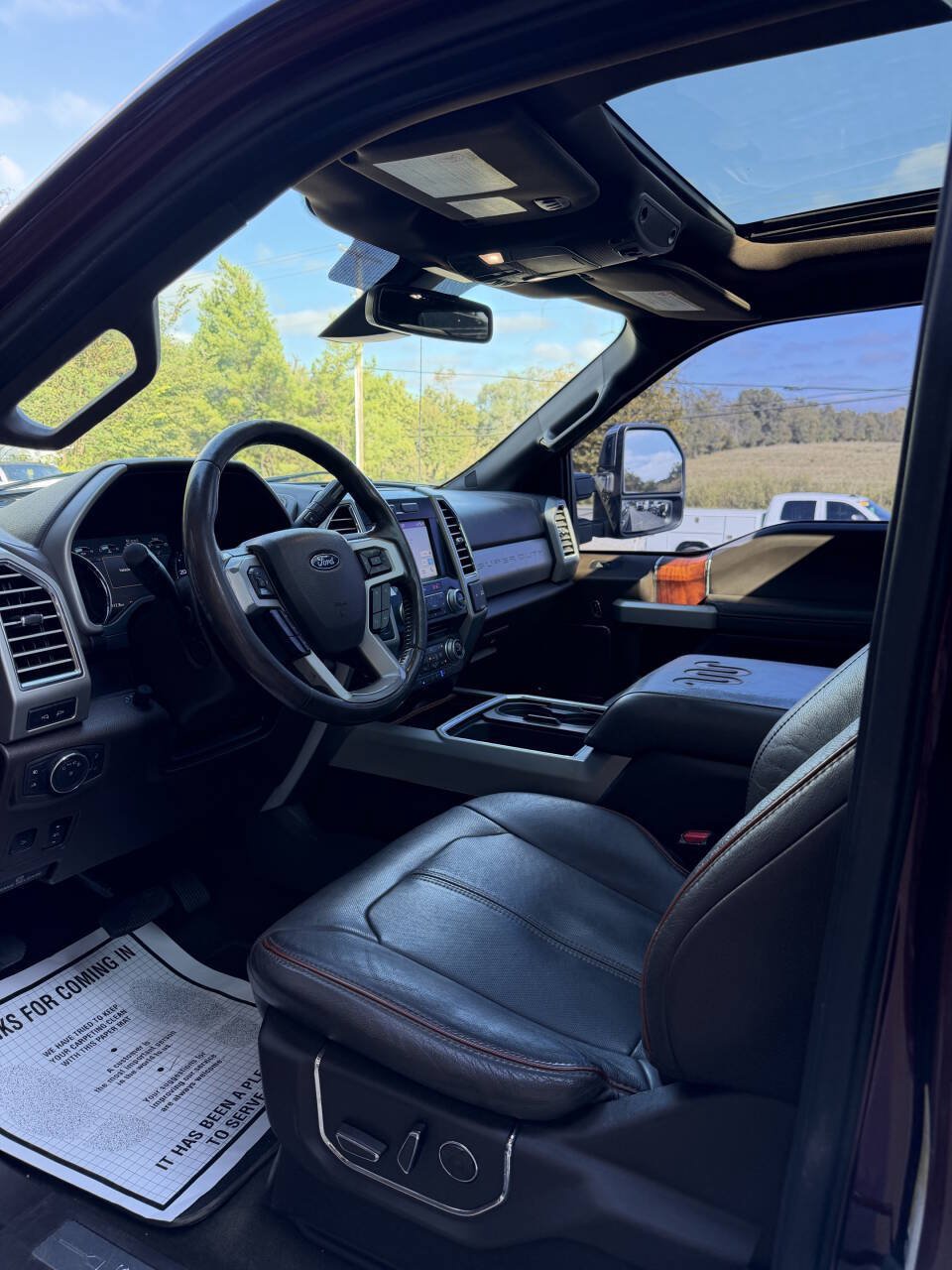 Used 2017 Ford F350 4x4 Crew Cab Super Duty image 10