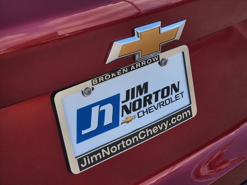 New 2026 Chevrolet Equinox LT w/ LPO, Floor Liner Package FWD image 7