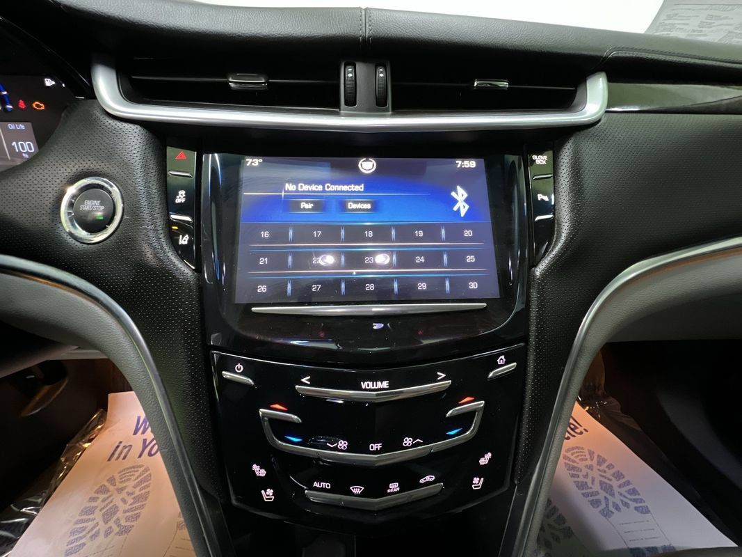Used 2013 Cadillac XTS Luxury w/ Driver Awareness Package FWD image 21