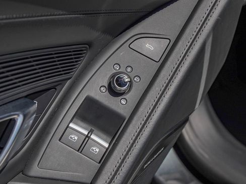 Used 2021 Audi R8 V10 w/ Premium Package image 39