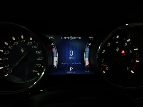 Used 2015 Maserati Quattroporte S Q4 image 16