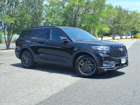 New 2026 Ford Explorer ST w/ Sun And Sound Package AWD/4WD image 2