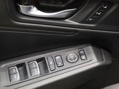 Used 2023 Honda Accord EX-L image 19