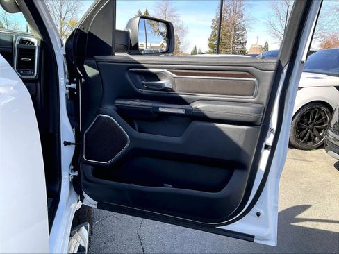 Used 2022 RAM 1500 Laramie image 25