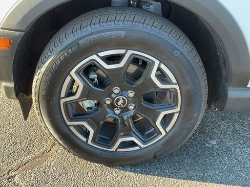 New 2025 Ford Bronco Sport Outer Banks w/ Outer Banks Tech Package+ AWD/4WD image 11