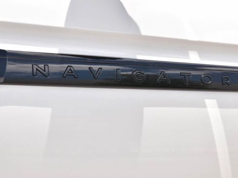 New 2026 Lincoln Navigator L Reserve w/ Jet Appearance Package AWD/4WD image 45