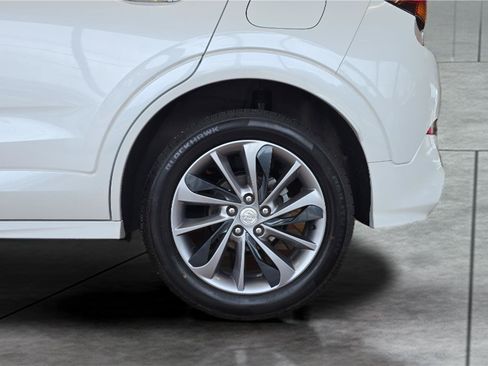 Used 2023 Buick Encore GX Select w/ Sport Touring Package FWD image 30