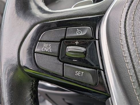 Used 2017 BMW 530i xDrive image 19