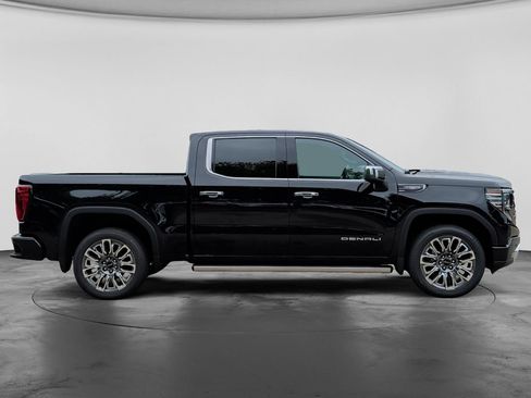 New 2026 GMC Sierra 1500 Denali Ultimate AWD/4WD image 10