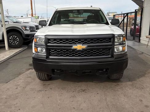 Used 2015 Chevrolet Silverado 1500 W/T w/ Trailering Package image 2