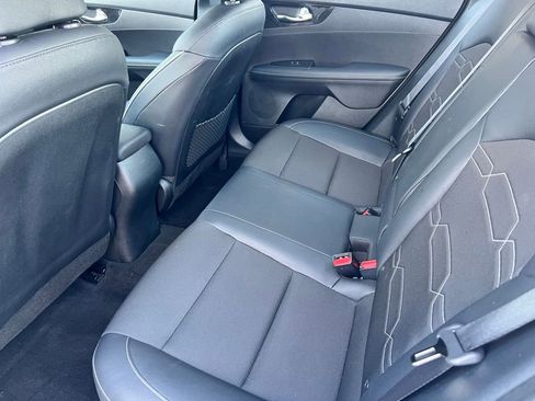 Used 2024 Kia Forte GT-Line image 11