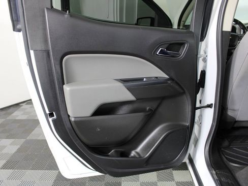 Used 2019 Chevrolet Colorado LT image 24