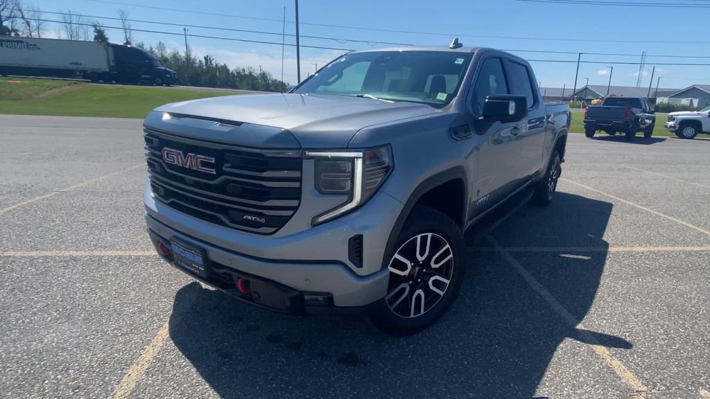 Certified 2024 GMC Sierra 1500 AT4 w/ AT4 Premium Package AWD/4WD image 6