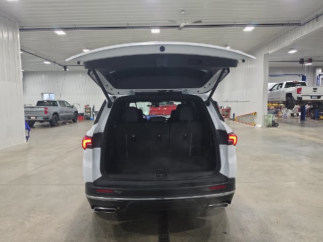 Used 2026 Buick Enclave Preferred AWD/4WD image 29