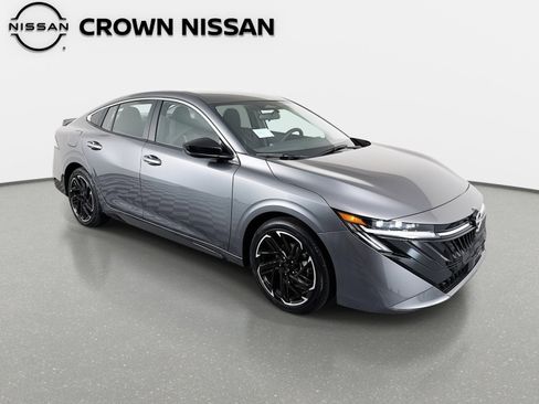 New 2026 Nissan Sentra SR FWD image 3