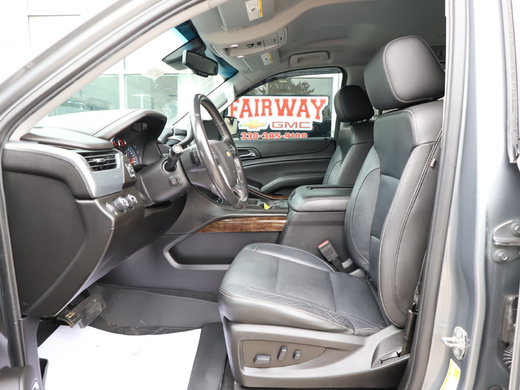 Certified 2019 Chevrolet Tahoe LT w/ Luxury Package AWD/4WD image 14