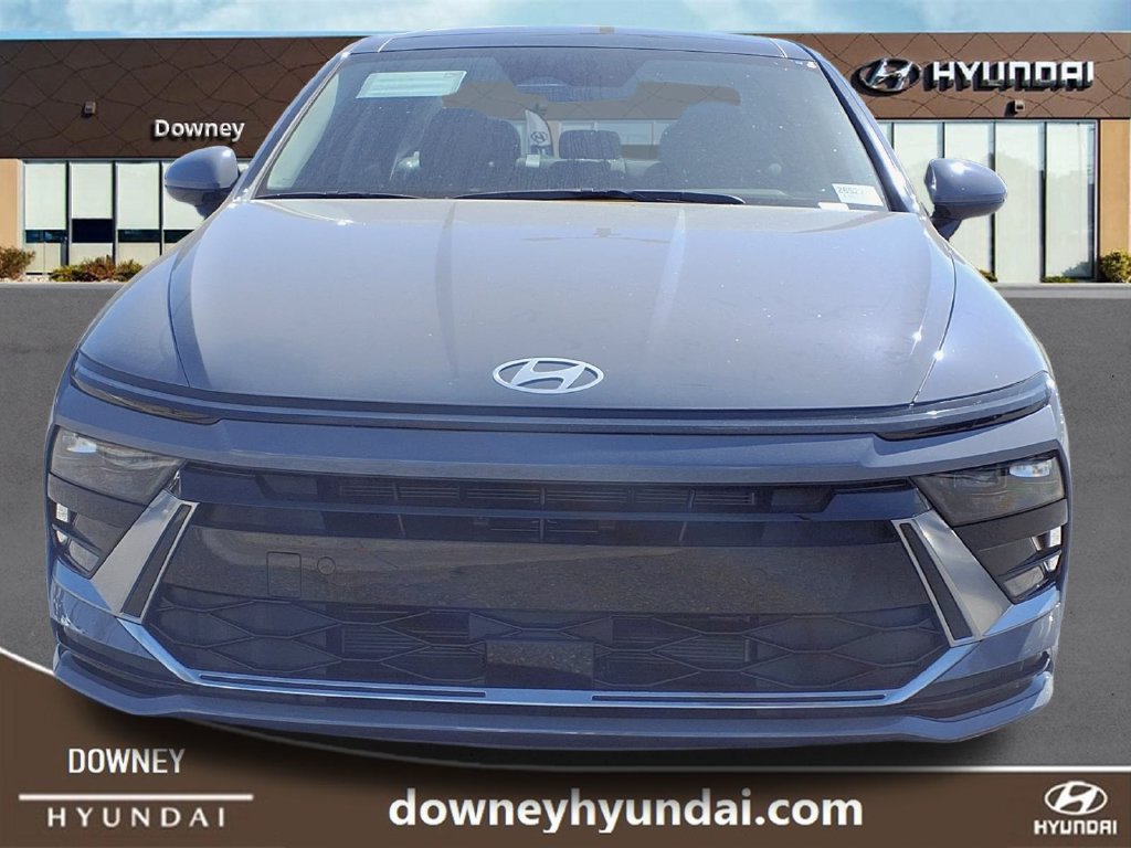 Used 2026 Hyundai Sonata SEL FWD image 2