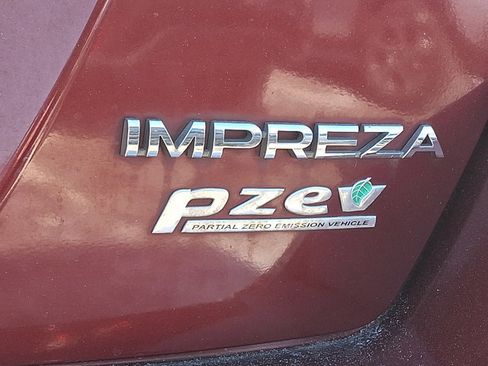 Used 2012 Subaru Impreza 2.0i Premium image 10