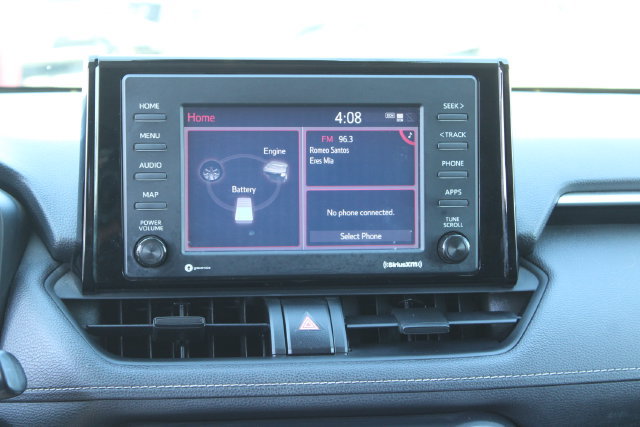 Used 2020 Toyota RAV4 LE w/ Carpet Mat Package AWD/4WD image 16