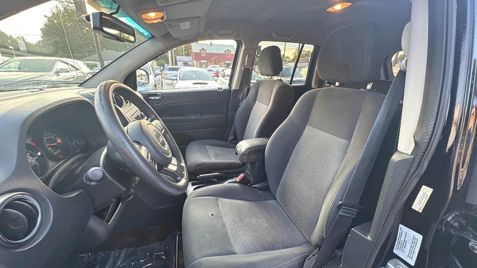 Used 2016 Jeep Compass Sport w/ Power Value Group AWD/4WD image 12
