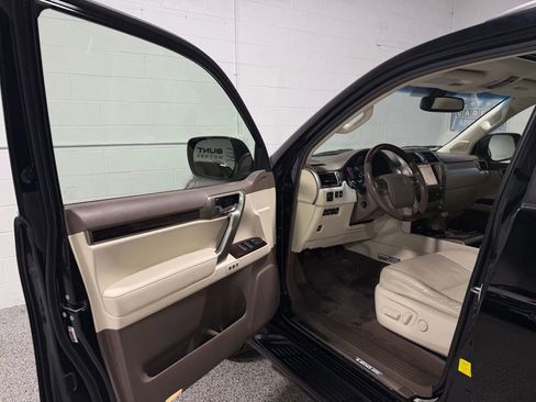 Used 2017 Lexus GX 460 Luxury image 9