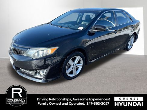 Used 2012 Toyota Camry SE image 4