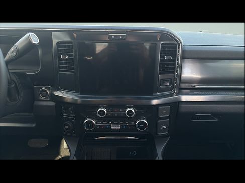 Used 2026 Ford F250 Lariat w/ Chrome Package AWD/4WD image 17