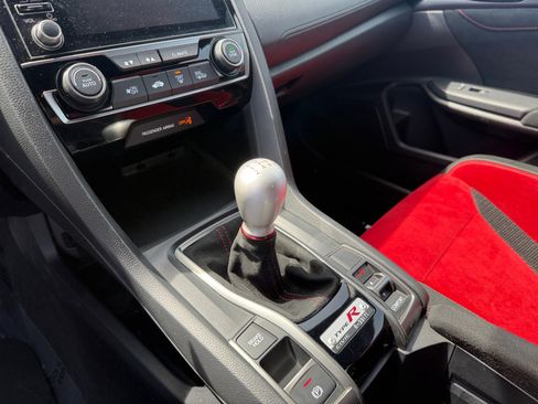 Used 2021 Honda Civic Type R image 13