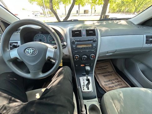 Used 2010 Toyota Corolla LE image 16