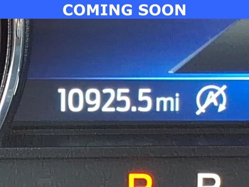 Used 2024 Ford Explorer XLT w/ Equipment Group 202A AWD/4WD image 28