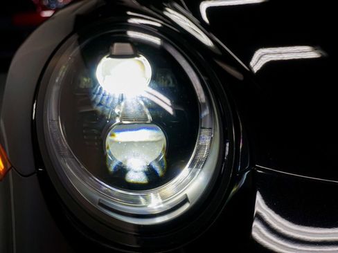 Used 2019 Porsche 911 Targa 4S image 93