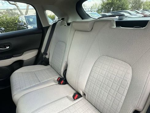 Used 2025 Honda HR-V LX image 22