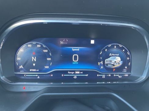Used 2022 Chevrolet Tahoe Premier RWD image 29