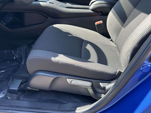 Used 2022 Honda HR-V EX image 17