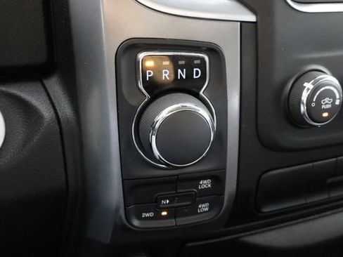 Used 2024 RAM 1500 Classic SLT AWD/4WD image 19