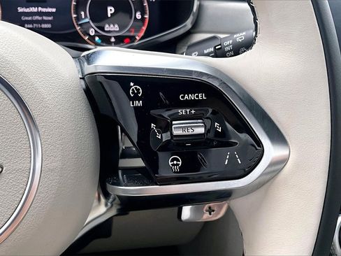 Used 2026 Jaguar F-PACE R-Dynamic S image 20