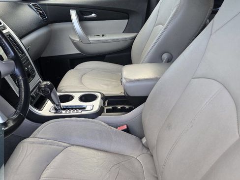 Used 2012 GMC Acadia SLT image 18