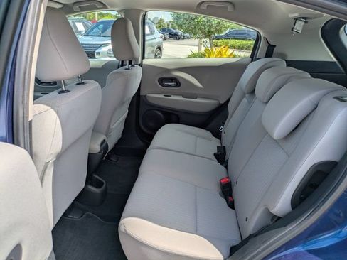 Used 2016 Honda HR-V LX image 14