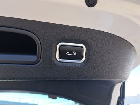 Used 2022 Kia Stinger GT2 w/ Red Interior Color Package image 7