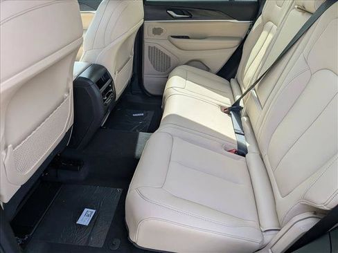 New 2026 Jeep Grand Cherokee Limited AWD/4WD image 16