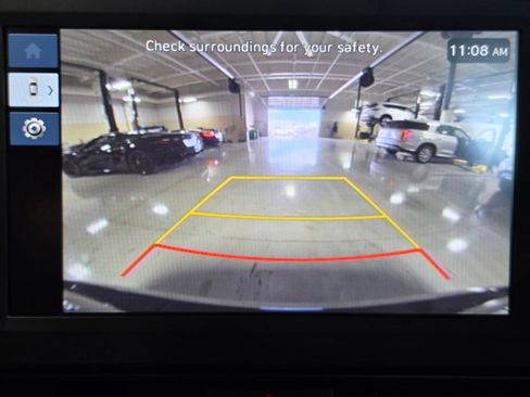 Certified 2025 Hyundai Elantra Sport image 26