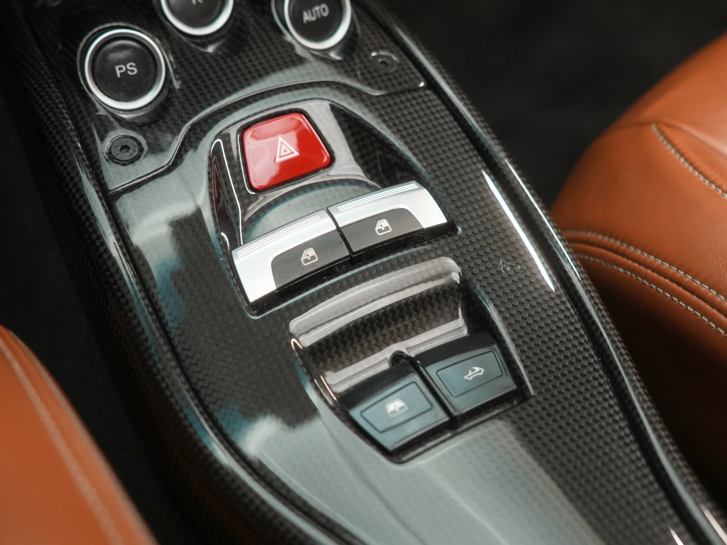 Used 2015 Ferrari 458 Spider RWD image 27