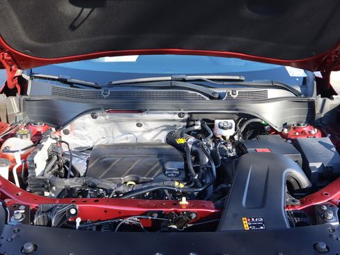 Used 2024 Chevrolet Trax RS w/ Sunroof Package image 39