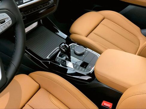 Certified 2024 BMW X3 xDrive30i w/ Premium Package image 22