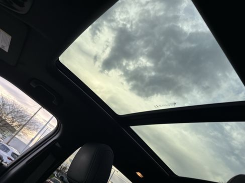 Used 2023 Chevrolet TrailBlazer ACTIV w/ Sun and Liftgate Package image 23