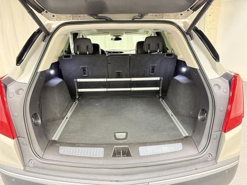 Used 2017 Cadillac XT5 Luxury image 5